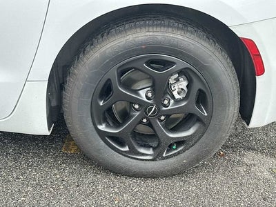 2024 Chrysler Pacifica Hybrid S Appearance Pkg
