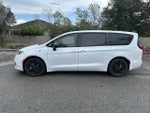 2024 Chrysler Pacifica Hybrid S Appearance Pkg
