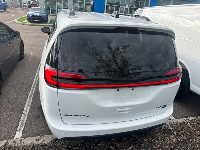 2023 Chrysler Pacifica Limited AWD
