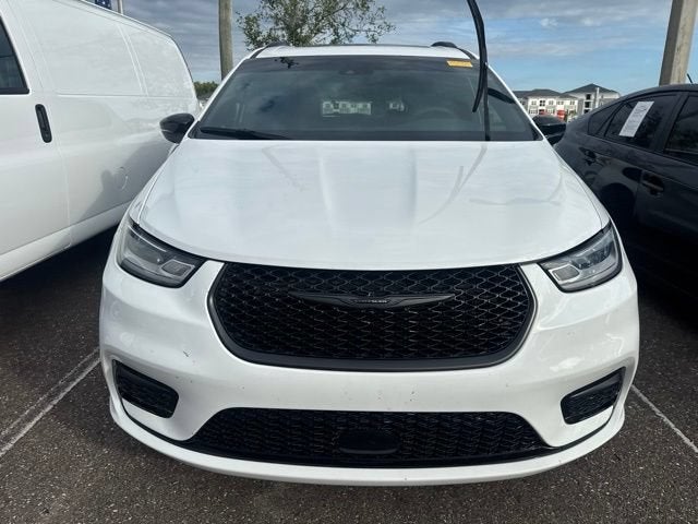 2023 Chrysler Pacifica Limited AWD
