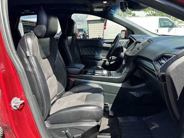 2019 Ford Edge ST