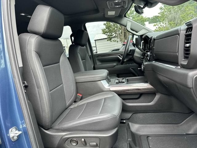 2025 Chevrolet Silverado 3500 HD LTZ