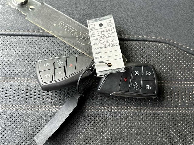 2025 Chevrolet Silverado 1500 High Country