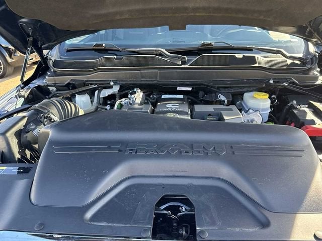 2024 RAM 3500 Laramie Crew Cab 4x4 6'4" Box