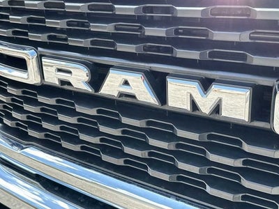2024 RAM 3500 Big Horn Crew Cab 4x4 8' Box