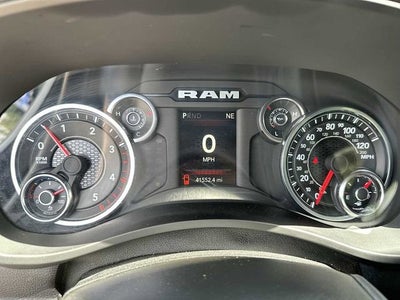 2024 RAM 3500 Big Horn Crew Cab 4x4 8' Box