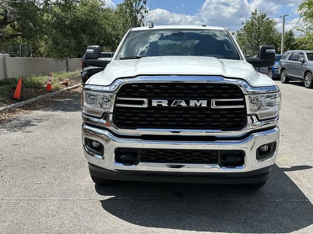 2024 RAM 3500 Big Horn Crew Cab 4x4 8' Box