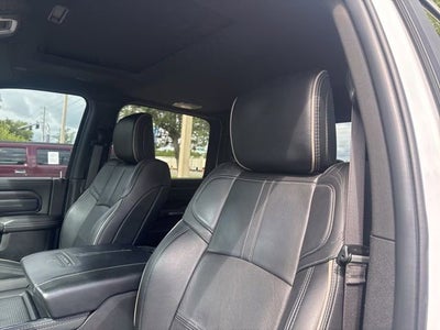 2022 RAM 2500 Limited Crew Cab 4x4 6'4" Box