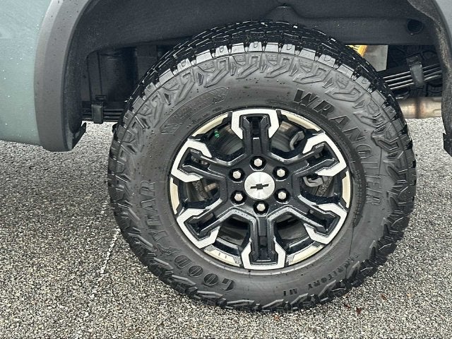 2025 Chevrolet Silverado 1500 ZR2