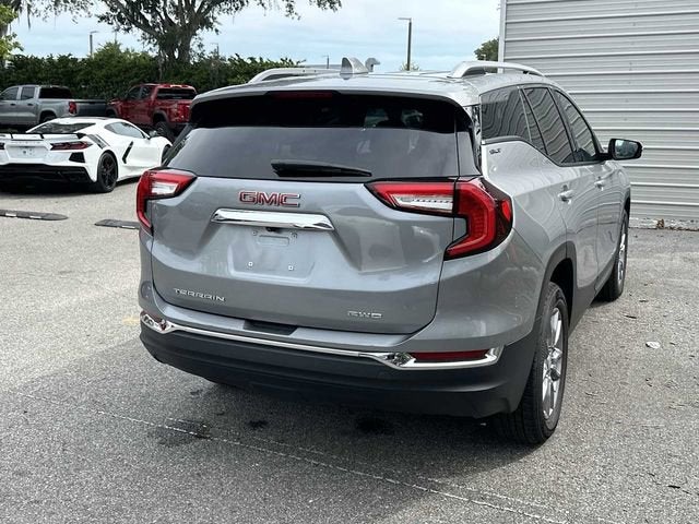 2024 GMC Terrain SLT