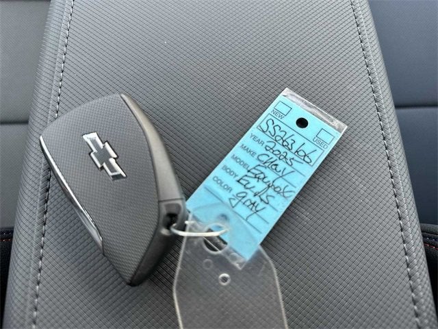 2025 Chevrolet Equinox EV RS