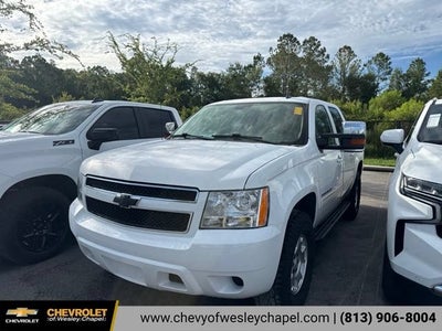 2011 Chevrolet Avalanche LS