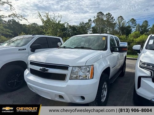 2011 Chevrolet Avalanche LS