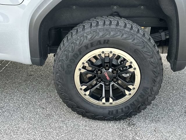 2025 GMC Sierra 1500 AT4X