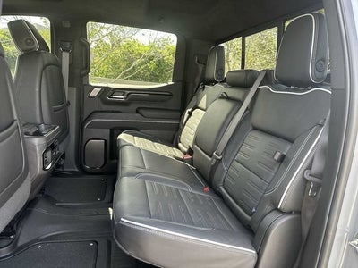 2025 GMC Sierra 1500 AT4X