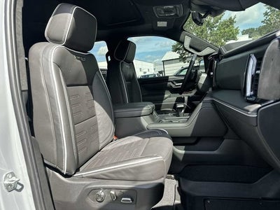 2025 GMC Sierra 1500 AT4X