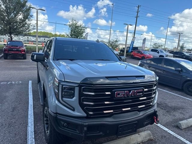 2025 GMC Sierra 1500 AT4X