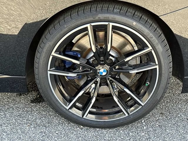 2025 BMW M240 i