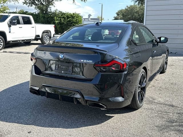 2025 BMW M240 i