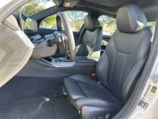 2025 BMW 3 Series 330i xDrive