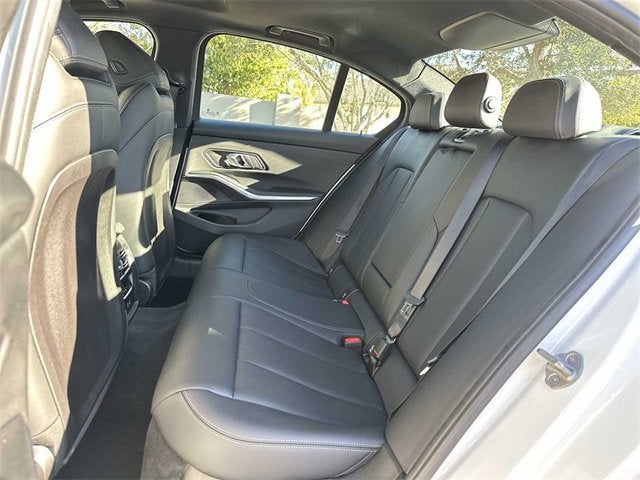 2025 BMW 3 Series 330i xDrive