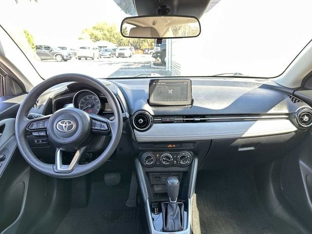 2019 Toyota Yaris Sedan XLE