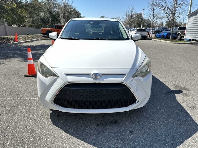 2019 Toyota Yaris Sedan XLE