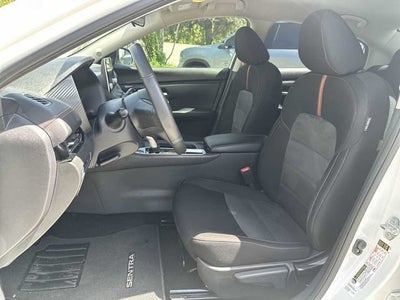 2024 Nissan Sentra SR Xtronic CVT