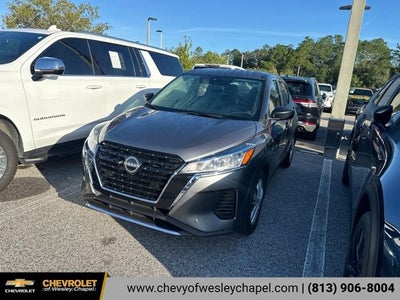 2024 Nissan Kicks S Xtronic CVT