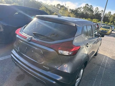 2024 Nissan Kicks S Xtronic CVT