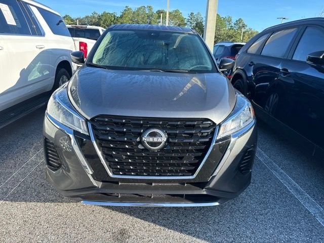 2024 Nissan Kicks S Xtronic CVT