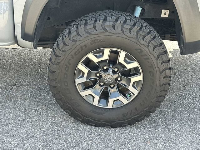 2021 Toyota Tacoma 2WD SR5