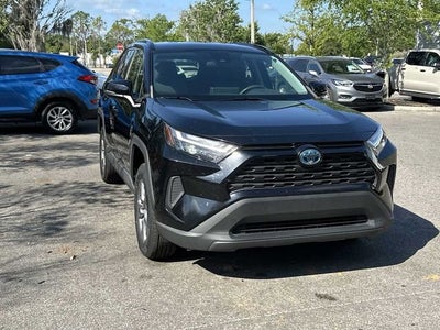 2022 Toyota RAV4 Hybrid XLE