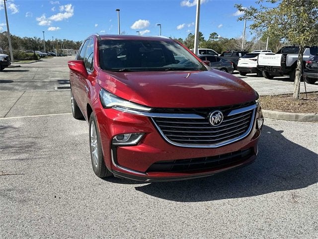 2023 Buick Enclave Essence