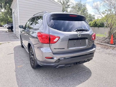 2020 Nissan Pathfinder SV