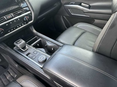2023 Nissan Pathfinder SL 4WD