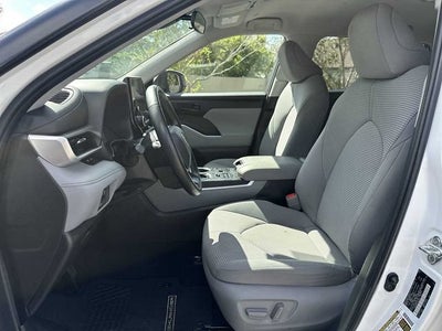 2023 Toyota Highlander L