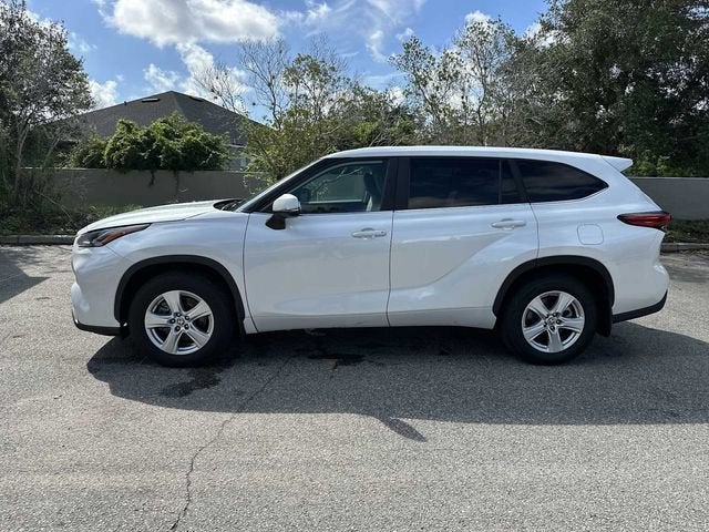 2023 Toyota Highlander L