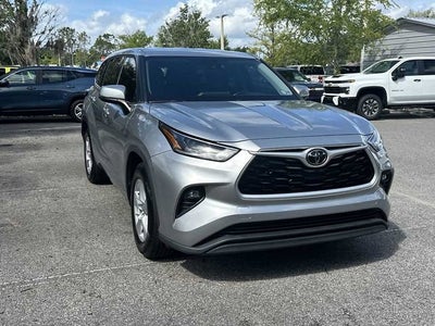 2021 Toyota Highlander LE
