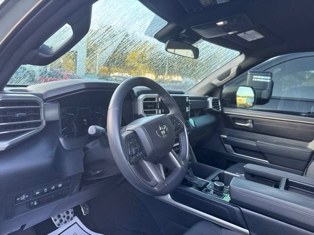 2025 Toyota Tundra 4WD SR5