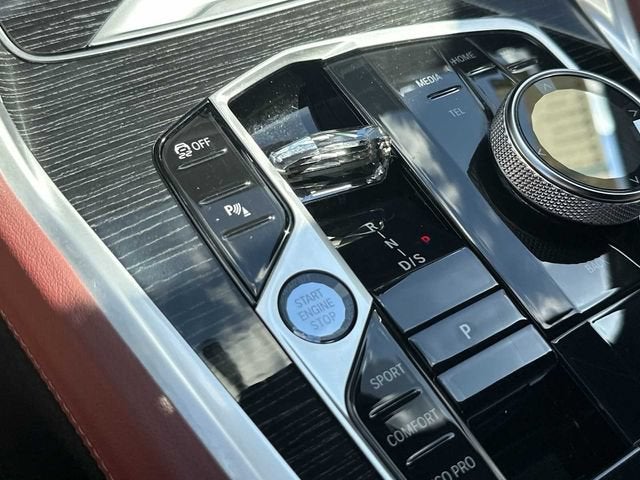 2024 BMW X6 xDrive40i