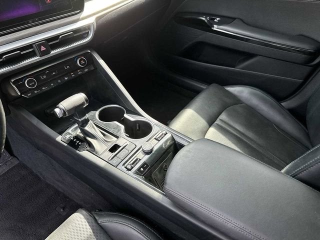 2022 Kia K5 EX