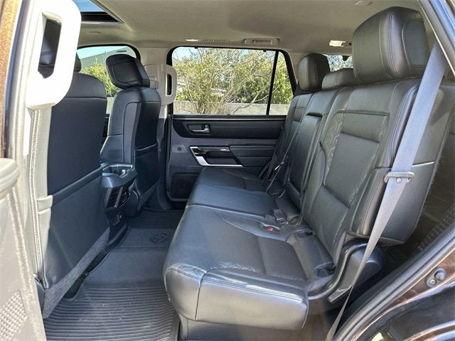 2023 Toyota Sequoia SR5