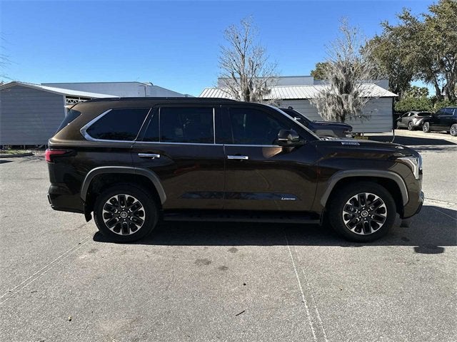 2023 Toyota Sequoia SR5
