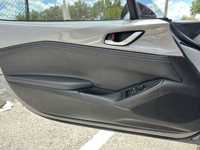 2025 Mazda Mazda MX-5 Miata Club