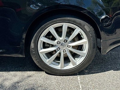 2015 INFINITI Q60 Base