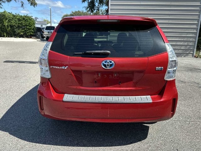 2013 Toyota Prius v Five