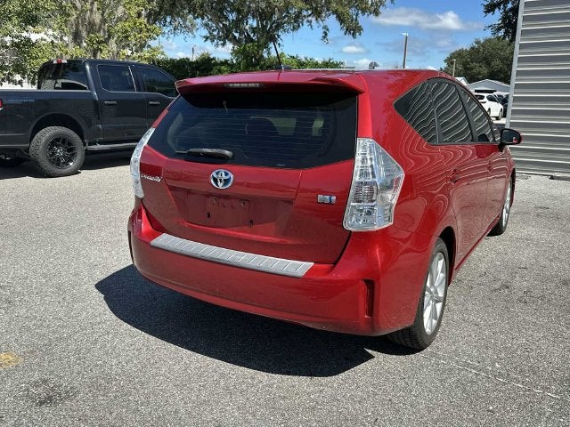 2013 Toyota Prius v Five