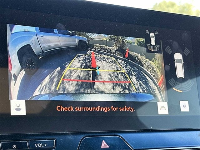 2023 Toyota Venza Base