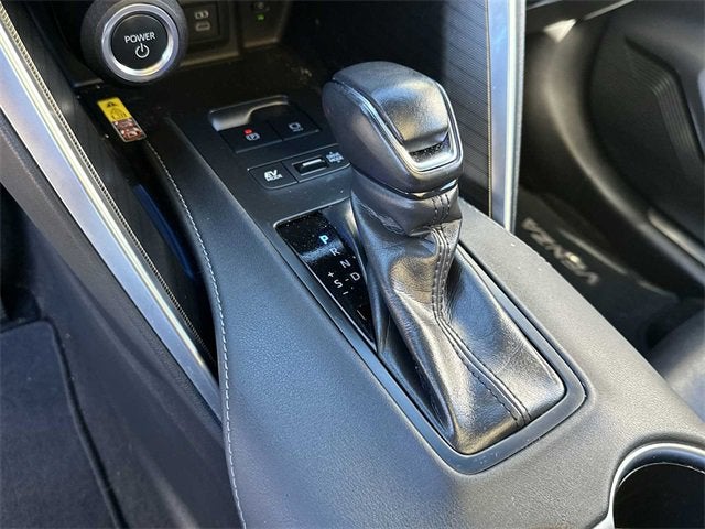 2023 Toyota Venza Base